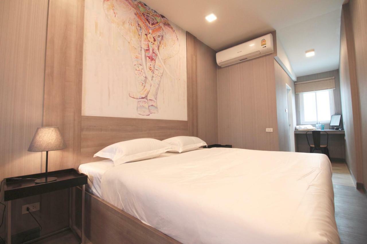 Badbed Hotel Bangkok Extérieur photo