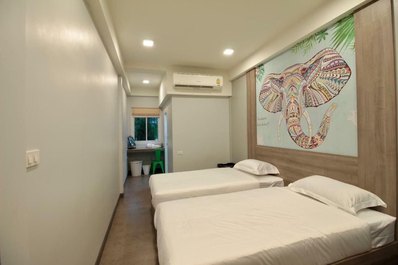 Badbed Hotel Bangkok Extérieur photo